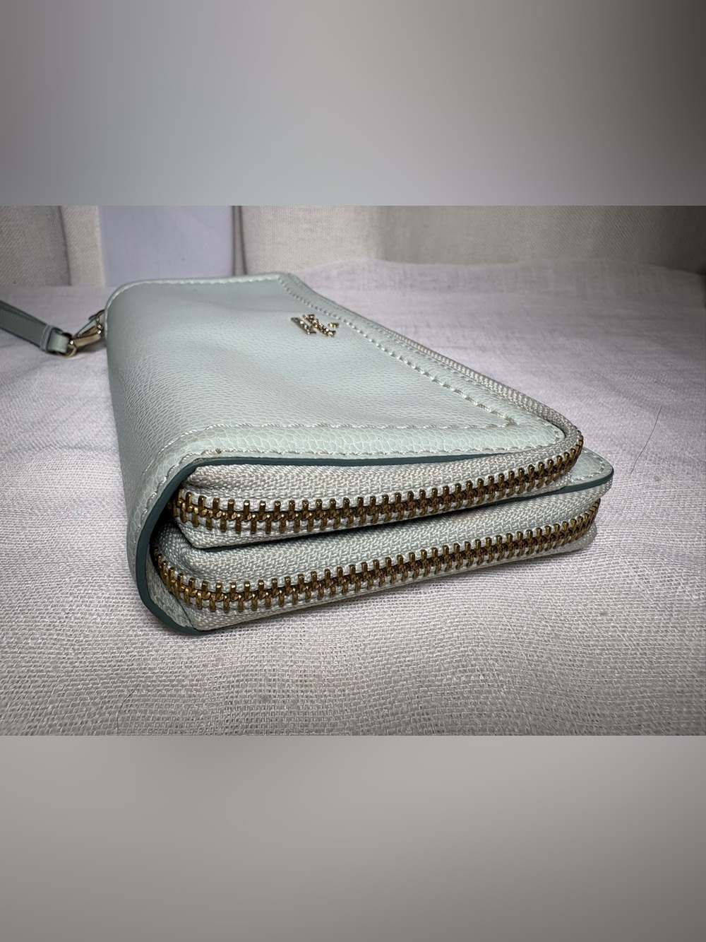 Kate Spade New York Mint Green Pebbled Leather Double Zip Wristlet Wallet - Picture 4 of 11